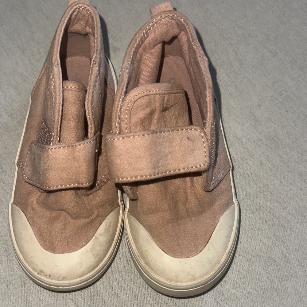 Kids Size 13.5 Old Navy Shoes
